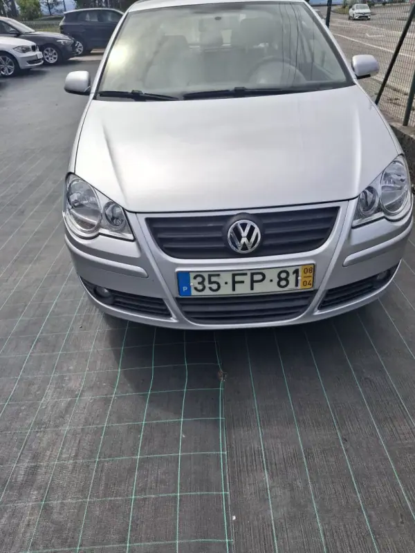 Volkswagen Polo 2008 - 6950 EUR, 245123 km - AUTO.MOTO.pt - 245123km - foto 3 de 14