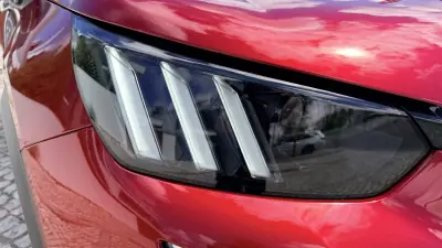 Peugeot 2008 2021 - 17990 EUR, 90903 km - AUTO.MOTO.pt - 90903km - foto 9 de 47