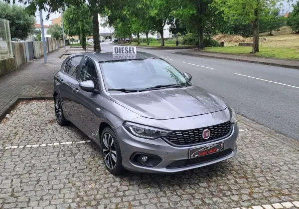 Fiat Tipo 2020 - 13500 EUR, 103000 km - AUTO.MOTO.pt - 103000km - foto 7 de 17