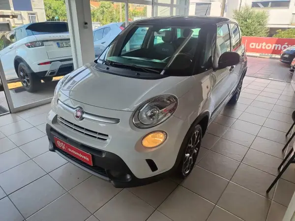 Fiat 500L 2013 - 7990 EUR, 194500 km - AUTO.MOTO.pt - 194500km - foto 6 de 33