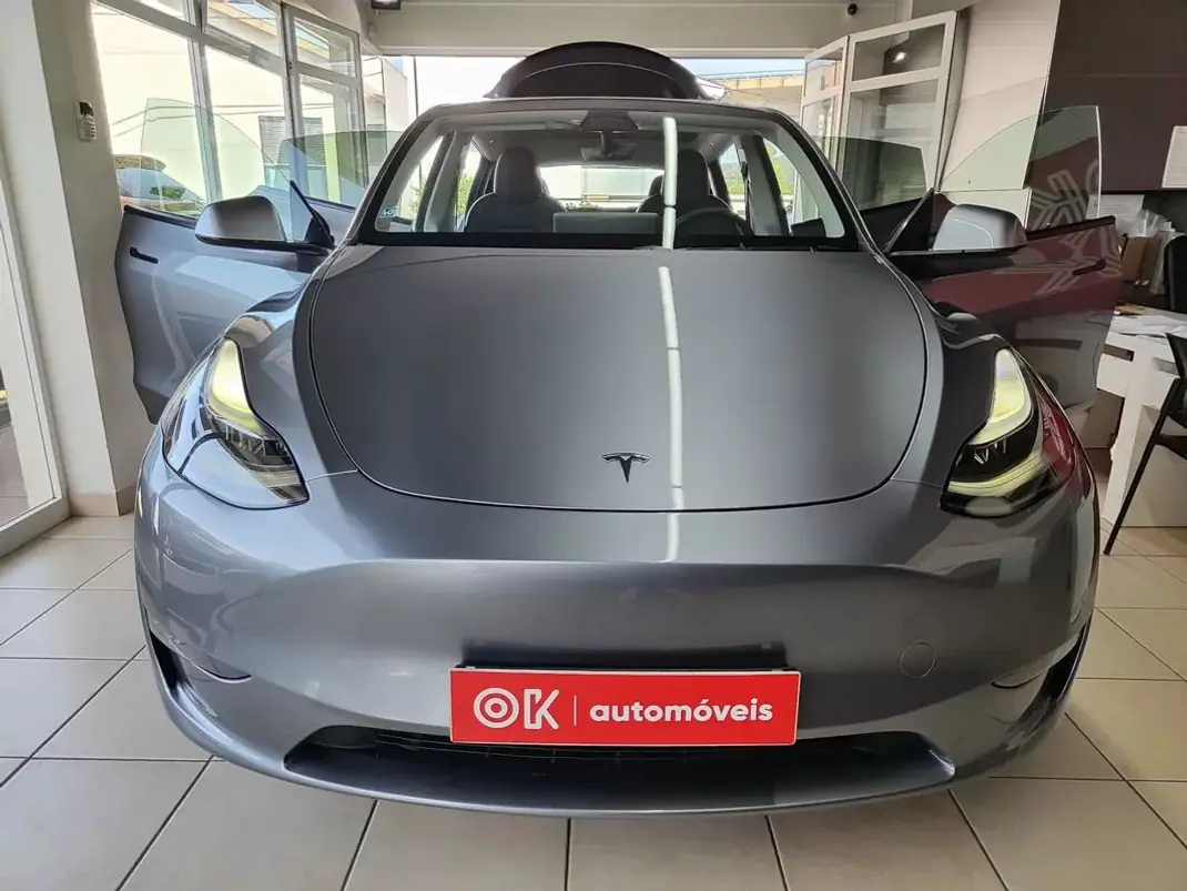 Tesla Model Y 2023 - 38900 EUR, 39000 km - AUTO.MOTO.pt - 39000km - foto 20 de 33