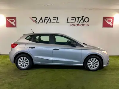 SEAT Ibiza 2019 - 10950 EUR, 170000 km - AUTO.MOTO.pt - 170000km - foto 5 de 28