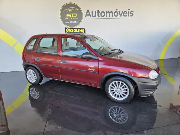 Opel Corsa 1.2 Swing + 1995 Gasolina