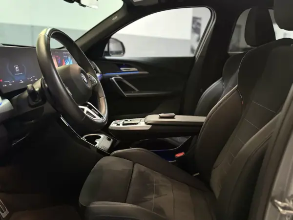 BMW iX2 2024 - 42900 EUR, 101000 km - AUTO.MOTO.pt - 101000km - foto 14 de 20
