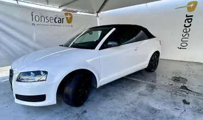 Audi A3 Cabrio 2009 - 11500 EUR, 125962 km - AUTO.MOTO.pt - 125962km - foto 10 de 16