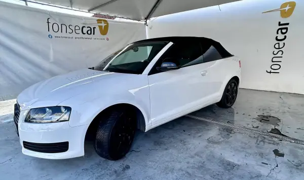 Audi A3 Cabrio 2009 - 11500 EUR, 125962 km - AUTO.MOTO.pt - 125962km - foto 10 de 16