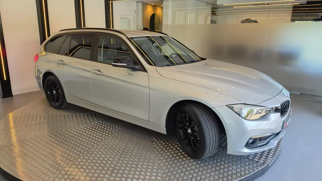 BMW 318 2017 - 17900 EUR, 165210 km - 165210km - foto 19 de 55
