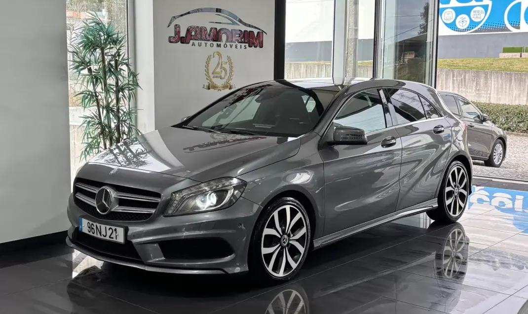 Mercedes-Benz A 200 2012 - 15599 EUR, 248123 km - AUTO.MOTO.pt - 248123km - foto 1 de 9