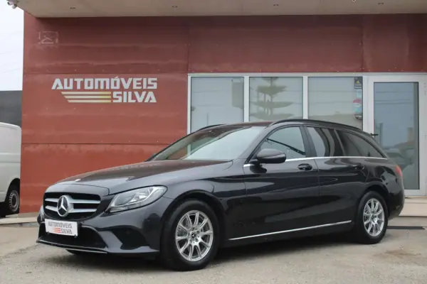 Mercedes-Benz C 200 2020 - 22990 EUR, 173000 km - AUTO.MOTO.pt - 173000km - foto 2 de 33