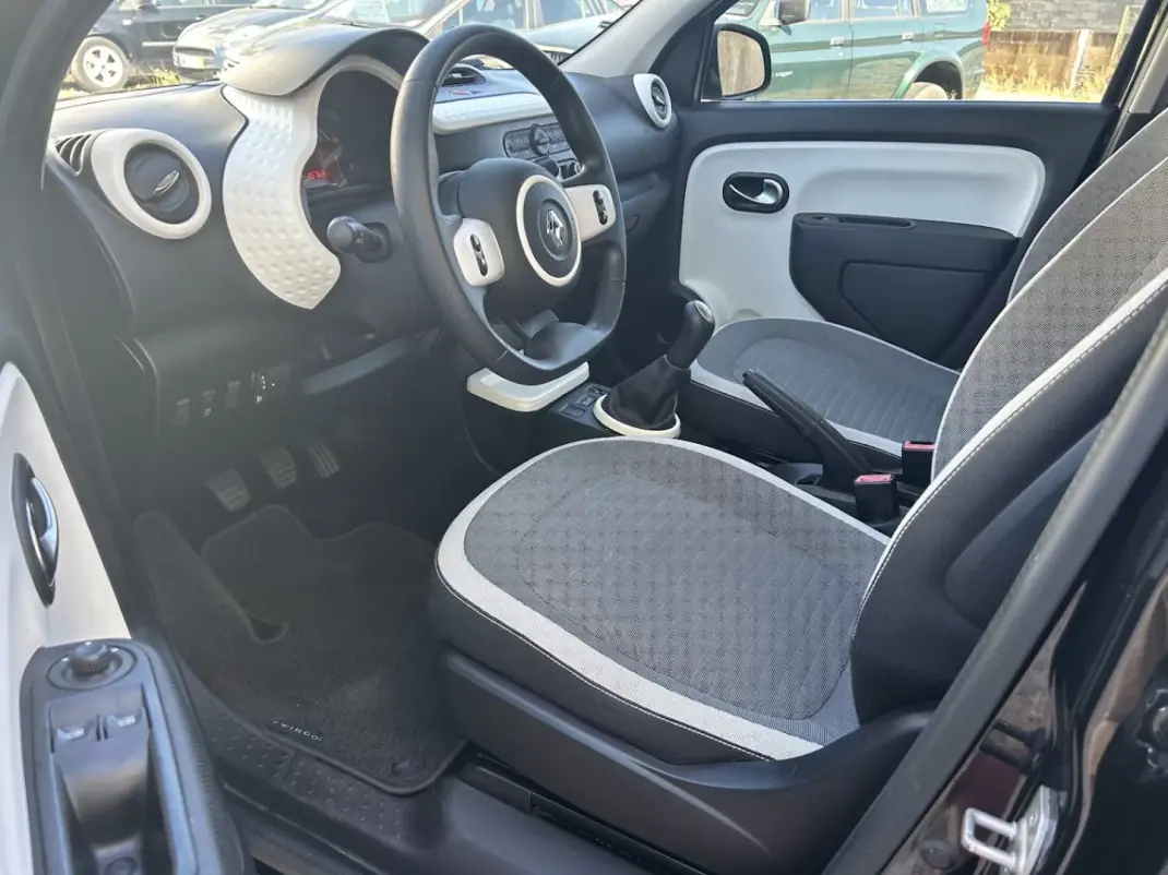 Renault Twingo 2017 - 10000 EUR, 35800 km - 35800km - foto 5 de 15