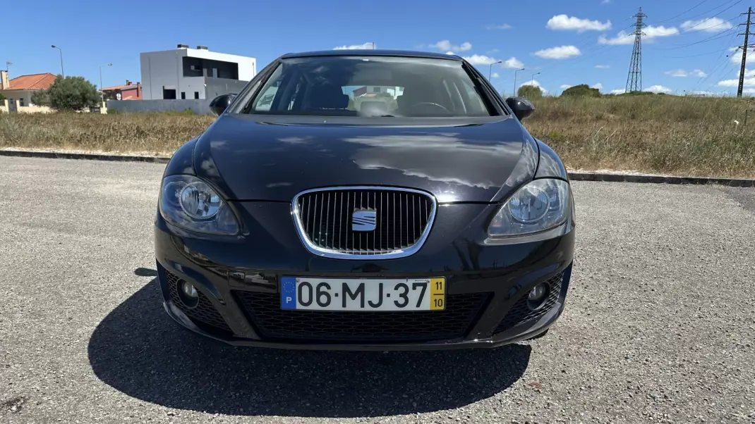 SEAT Leon 2011 - 6950 EUR, 151000 km - 151000km - foto 3 de 19