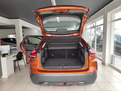 Citroën e-C4 2022 - 18500 EUR, 29900 km - AUTO.MOTO.pt - 29900km - foto 15 de 32