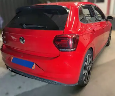 Volkswagen Polo 2019 - 21750 EUR, 150000 km - AUTO.MOTO.pt - 150000km - foto 3 de 12