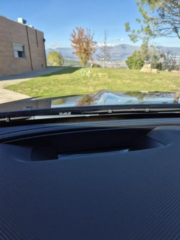 Mercedes-Benz E 300 2022 - 40000 EUR, 157000 km - AUTO.MOTO.pt - 157000km - foto 38 de 41
