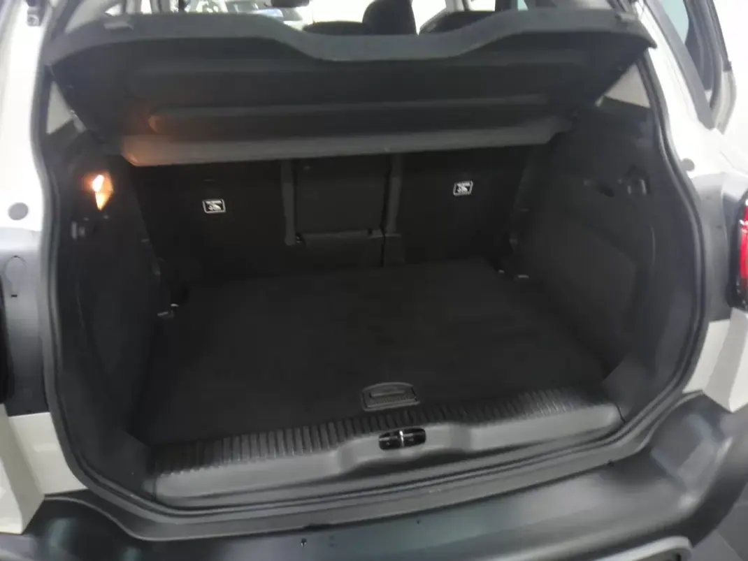 Citroën C3 Aircross 2019 - 14990 EUR, 63000 km - AUTO.MOTO.pt - 63000km - foto 16 de 27