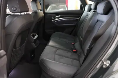 Audi e-tron 2023 - 45000 EUR, 106568 km - AUTO.MOTO.pt - 106568km - foto 21 de 36