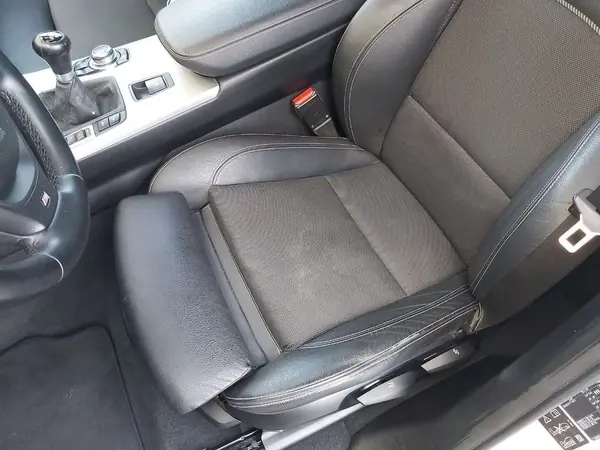 BMW X4 2015 - 26950 EUR, 209556 km - AUTO.MOTO.pt - 209556km - foto 31 de 60