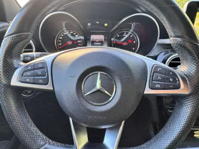 Mercedes-Benz C 200 2016 - 18900 EUR, 126000 km - AUTO.MOTO.pt - 126000km - foto 12 de 21