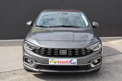 Fiat Tipo 2021 - 11900 EUR, 116480 km - AUTO.MOTO.pt - 116480km - foto 3 de 30