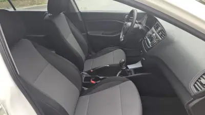 Hyundai i20 2018 - 10890 EUR, 134296 km - AUTO.MOTO.pt - 134296km - foto 30 de 43