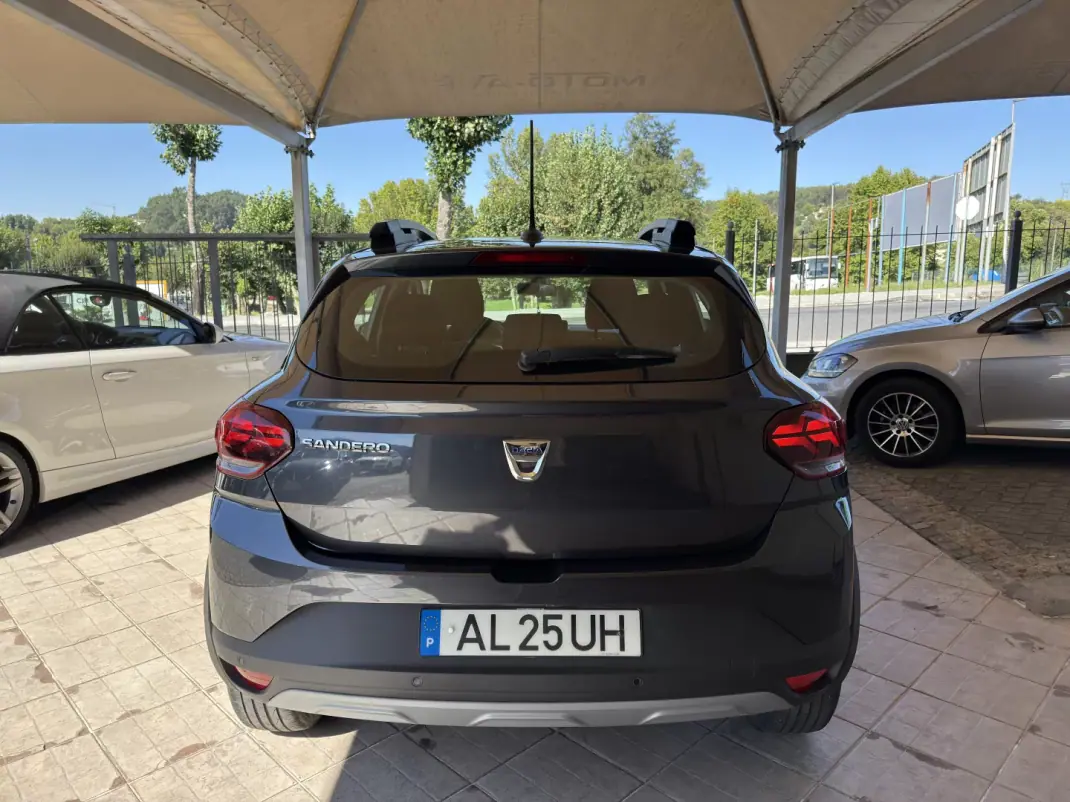 Dacia Sandero 2021 - 12950 EUR, 82532 km - 82532km - foto 6 de 28
