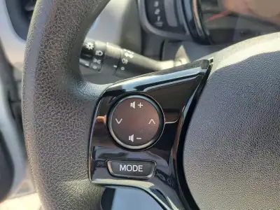 Citroën C1 2018 - 9500 EUR, 80000 km - AUTO.MOTO.pt - 80000km - foto 28 de 39