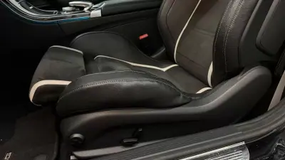 Mercedes-Benz C 63 AMG 2016 - 77990 EUR, 60883 km - AUTO.MOTO.pt - 60883km - foto 24 de 37