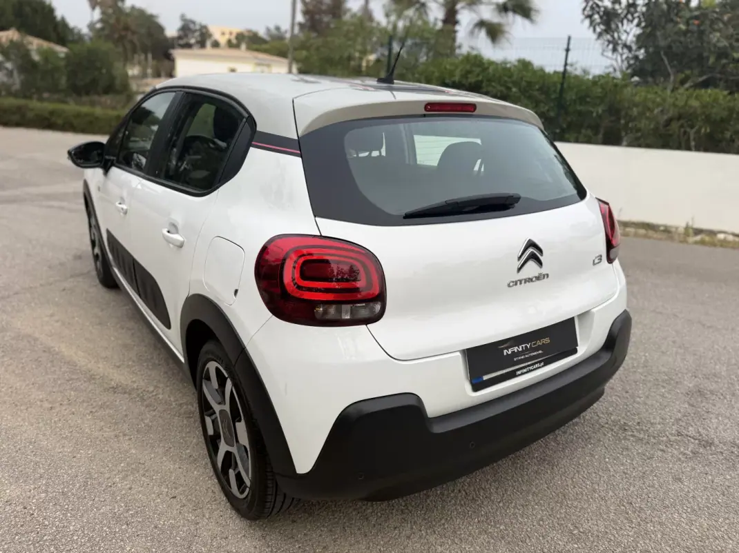 Citroën C3 2018 - 9999 EUR, 90000 km - AUTO.MOTO.pt - 90000km - foto 6 de 13