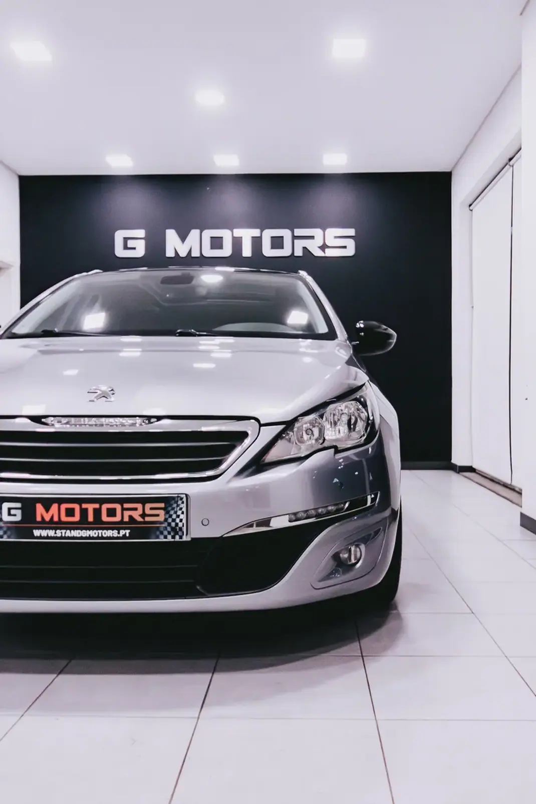 Peugeot 308 SW 2014 - 12900 EUR, 210000 km - AUTO.MOTO.pt - 210000km - foto 19 de 20
