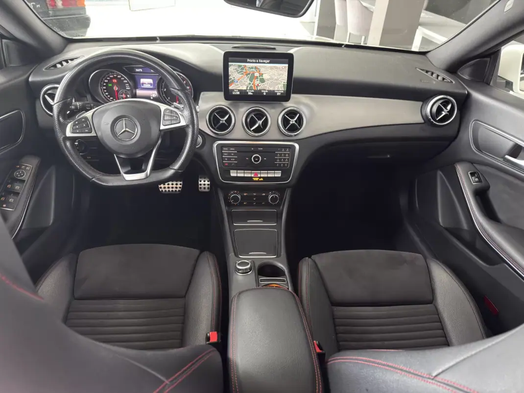 Mercedes-Benz CLA 220 2017 - 18900 EUR, 246604 km - AUTO.MOTO.pt - 246604km - foto 18 de 29