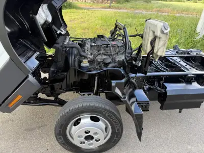 Mitsubishi 2011 - 19750 EUR, 190000 km - AUTO.MOTO.pt - 190000km - foto 21 de 22