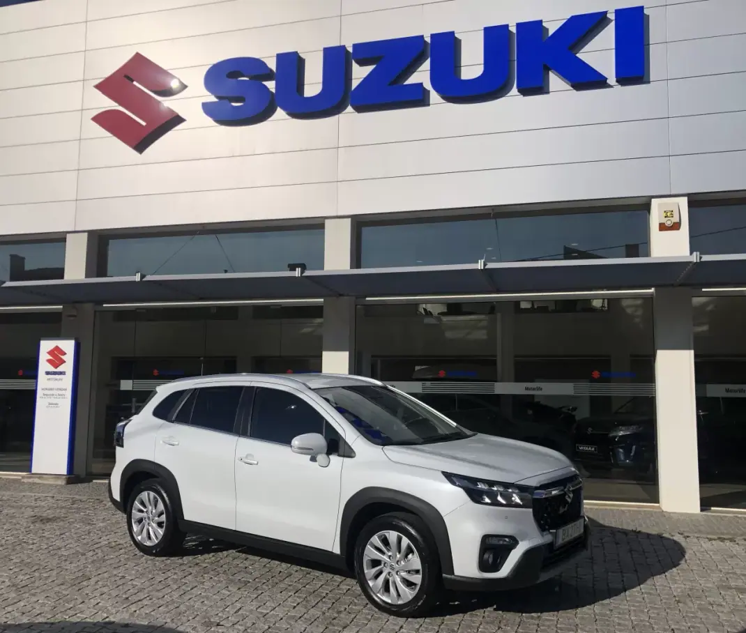 Suzuki S-Cross 2024 - 29900 EUR, 5000 km - AUTO.MOTO.pt - 5000km - foto 1 de 18