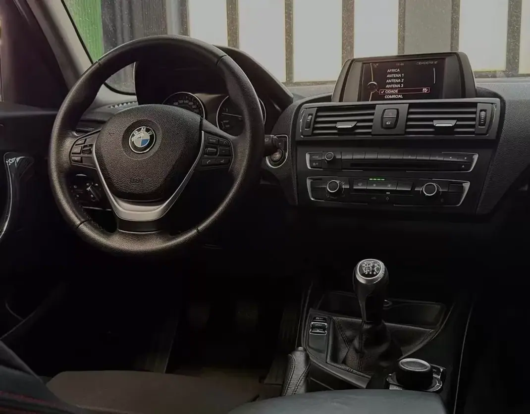 BMW 116 2012 - 13950 EUR, 261000 km - AUTO.MOTO.pt - 261000km - foto 12 de 26