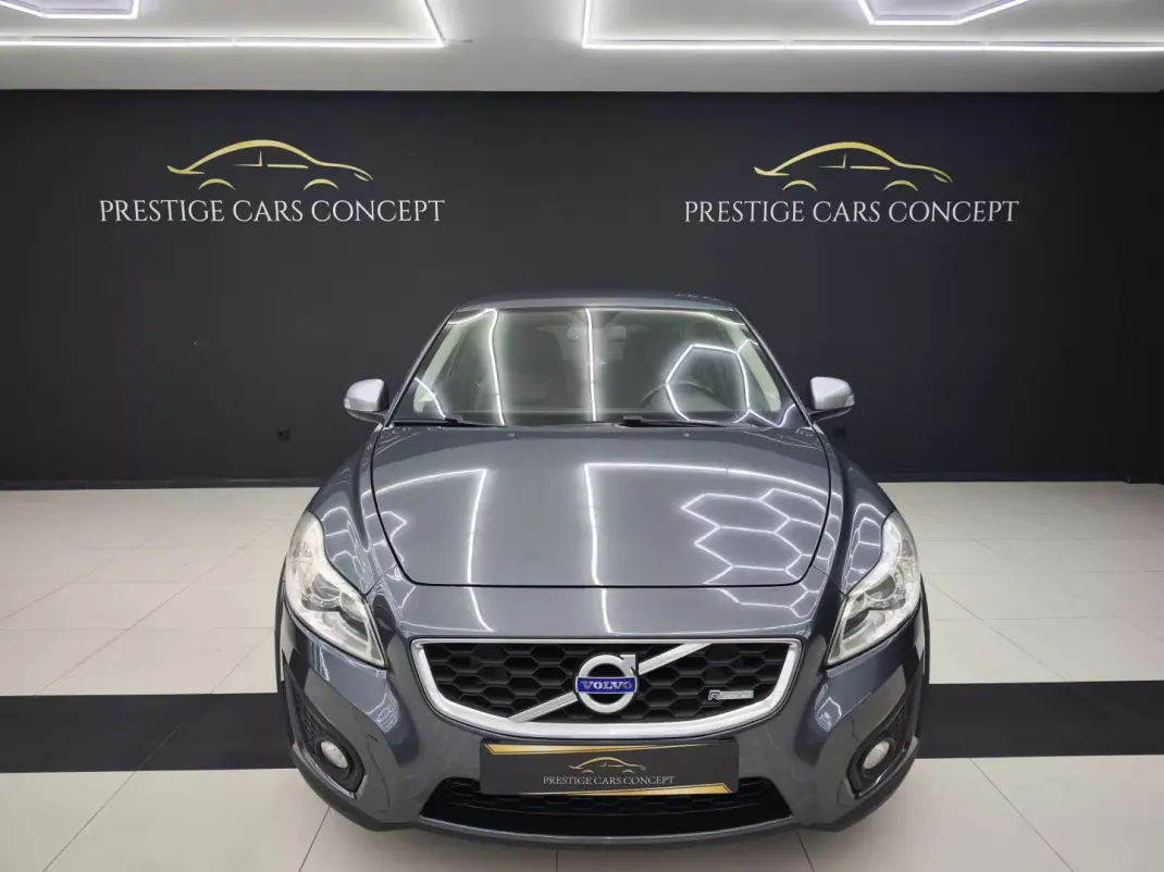 Volvo C30 2012 - 10950 EUR, 265888 km - AUTO.MOTO.pt - 265888km - foto 8 de 35