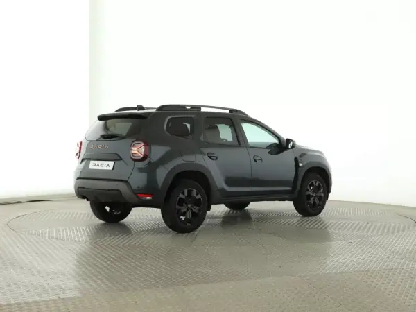 Dacia Duster 2024 - 23600 EUR, 21540 km - AUTO.MOTO.pt - 21540km - foto 3 de 30