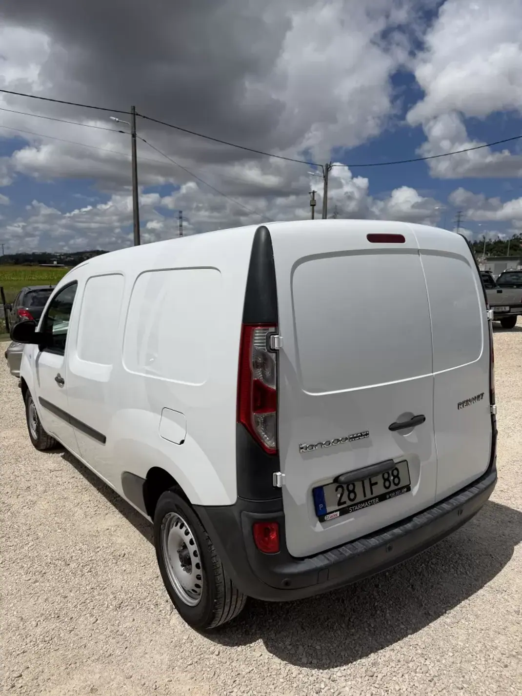 Renault Kangoo 2017 - 6990 EUR, 359871 km - 359871km - foto 6 de 15