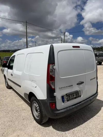 Renault Kangoo 2017 - 6990 EUR, 359871 km - AUTO.MOTO.pt - 359871km - foto 6 de 15