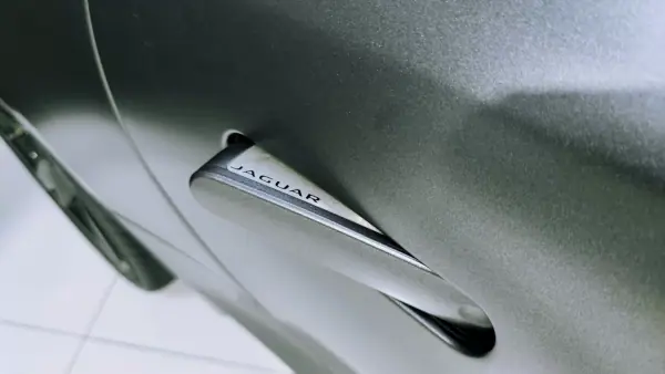 Jaguar F-Type 2018 - 59950 EUR, 53186 km - AUTO.MOTO.pt - 53186km - foto 20 de 20