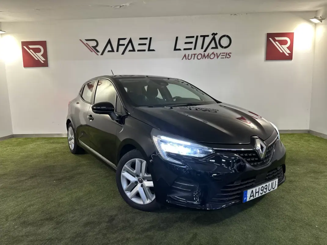 Renault Clio 2021 - 14500 EUR, 93000 km - AUTO.MOTO.pt - 93000km - foto 4 de 32