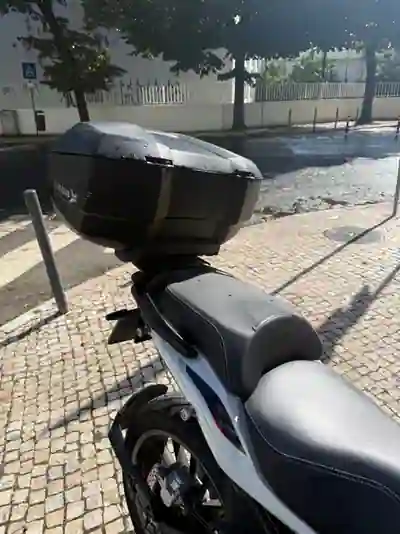 Benelli TRK 502 2023 - 4500 EUR, 5753 km - 5753km - foto 4 de 11