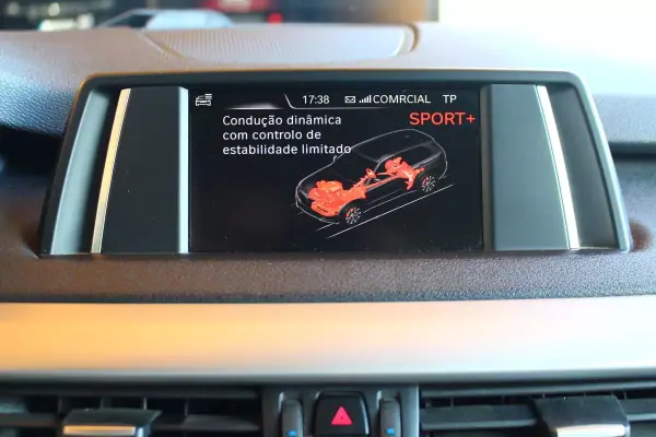 BMW X5 2018 - 24450 EUR, 191000 km - AUTO.MOTO.pt - 191000km - foto 23 de 26