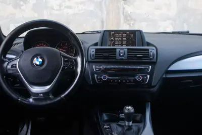 BMW 118 2013 - 14990 EUR, 190000 km - AUTO.MOTO.pt - 190000km - foto 12 de 20