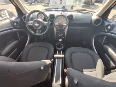 MINI Countryman 2012 - 8900 EUR, 135000 km - 135000km - foto 11 de 19