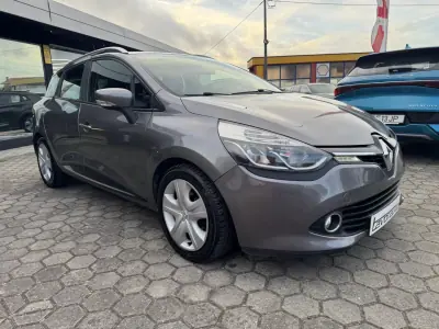 Renault Clio Sport Tourer 2015 - 8990 EUR, 211000 km - AUTO.MOTO.pt - 211000km - foto 2 de 33