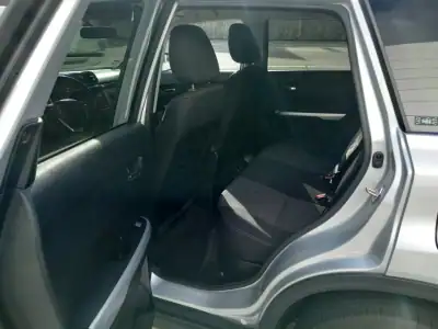 Suzuki Vitara 2016 - 16900 EUR, 135000 km - AUTO.MOTO.pt - 135000km - foto 9 de 15