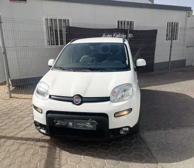 Fiat Panda 2022 - 10900 EUR, 74186 km - AUTO.MOTO.pt - 74186km - foto 3 de 12
