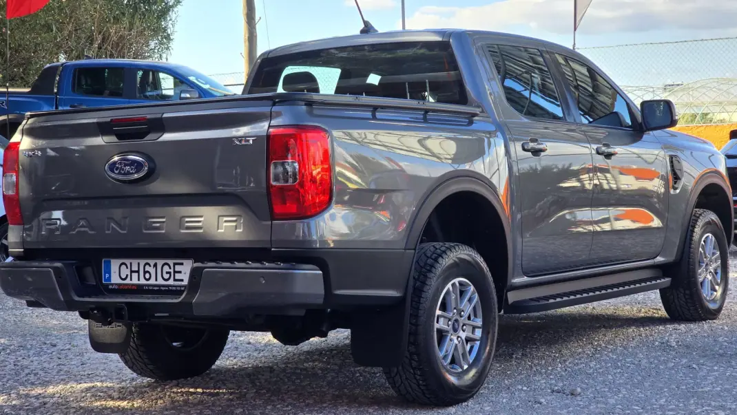 Ford Ranger 2023 - 43500 EUR, 16100 km - AUTO.MOTO.pt - 16100km - foto 3 de 25