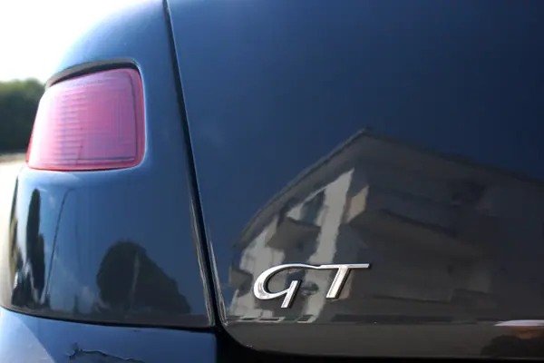 Alfa Romeo GT 2004 - 3800 EUR, 289000 km - AUTO.MOTO.pt - 289000km - foto 11 de 23