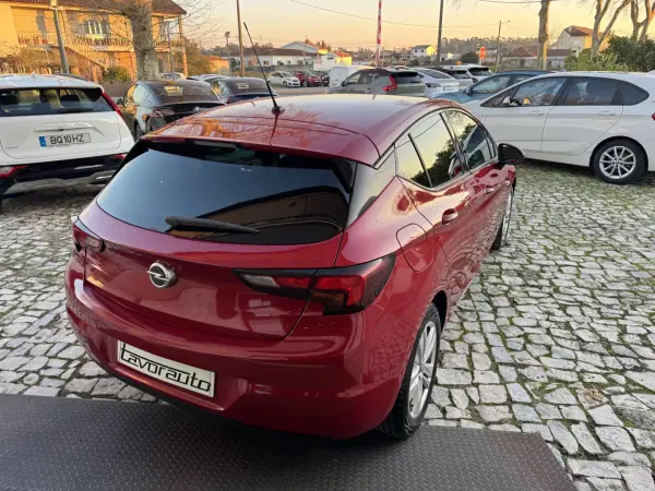 Opel Astra 2020 - 15500 EUR, 77000 km - AUTO.MOTO.pt - 77000km - foto 5 de 33