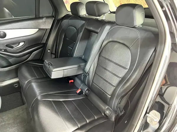 Mercedes-Benz GLC 220 2018 - 35600 EUR, 100274 km - AUTO.MOTO.pt - 100274km - foto 20 de 21